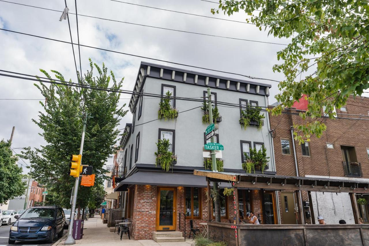 Bedroom In Thoughtfully Decorated East Passyunk Home Filadelfia Exterior foto