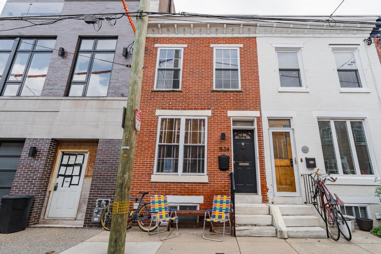Bedroom In Thoughtfully Decorated East Passyunk Home Filadelfia Exterior foto